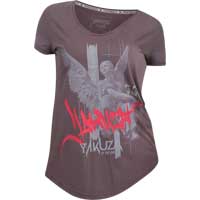 T-shirt with a highly detailed print and lettering    Yakuza Angel Tag Curved T-Shirt GSB-23124  in grey  Short-sleeved shirt  Large highly detailed print and lettering in front  Leather patch on the left side    50 % Cotton, 50 % Modal  ...