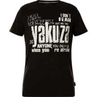 T-Shirt with prints and large lettering    Yakuza T-Shirt Fear TSB-23036  in black  Short-sleeved shirt  Large lettering on the front side  Large print with lettering on the back side  Logo print near the lower seam  Leather patch on the left side ...